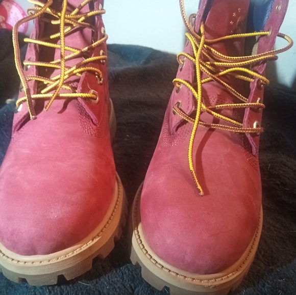 Timberland Boots - Picture 2 of 4